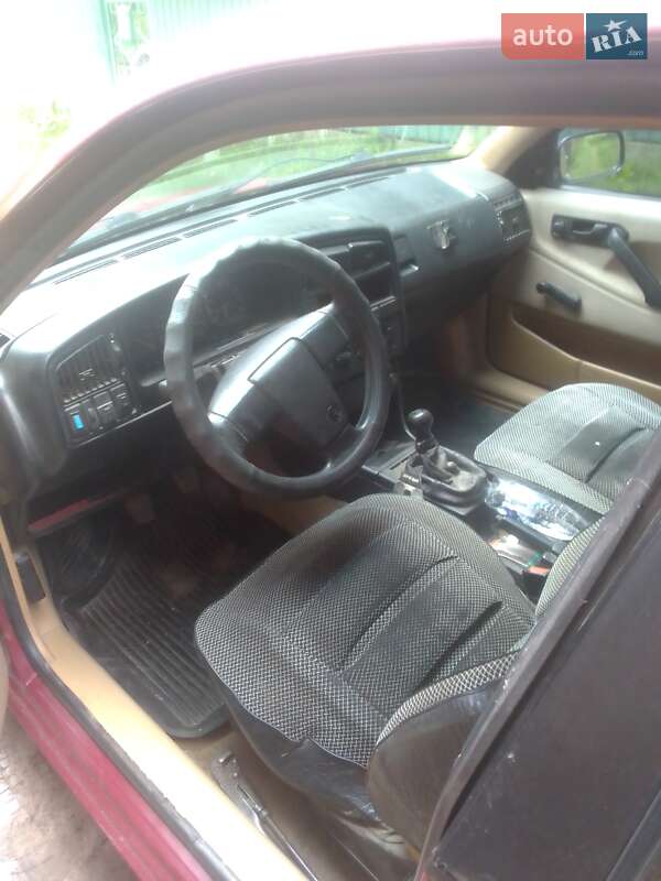 Седан Volkswagen Passat 1988 в Вінниці