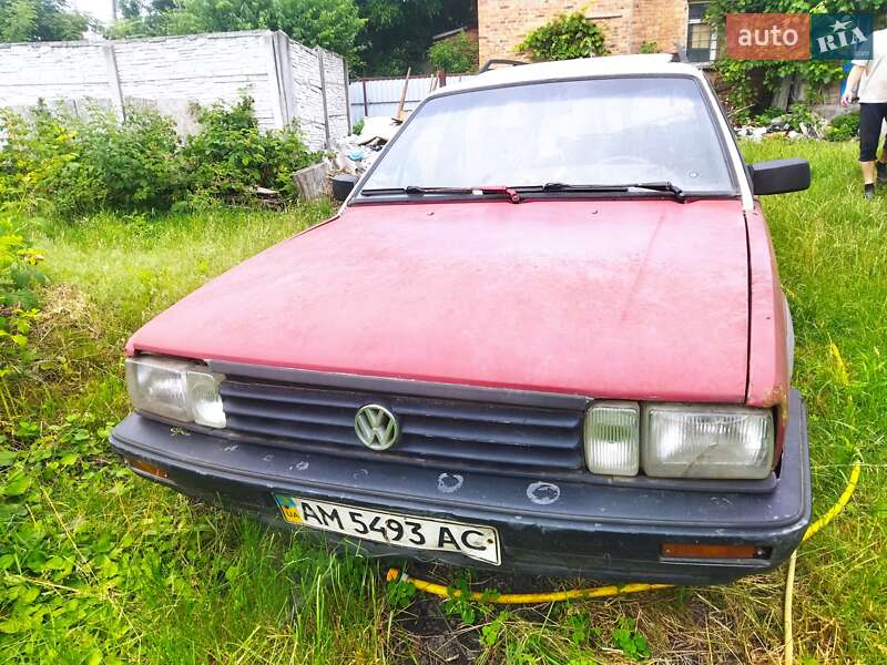 Универсал Volkswagen Passat 1985 в Житомире