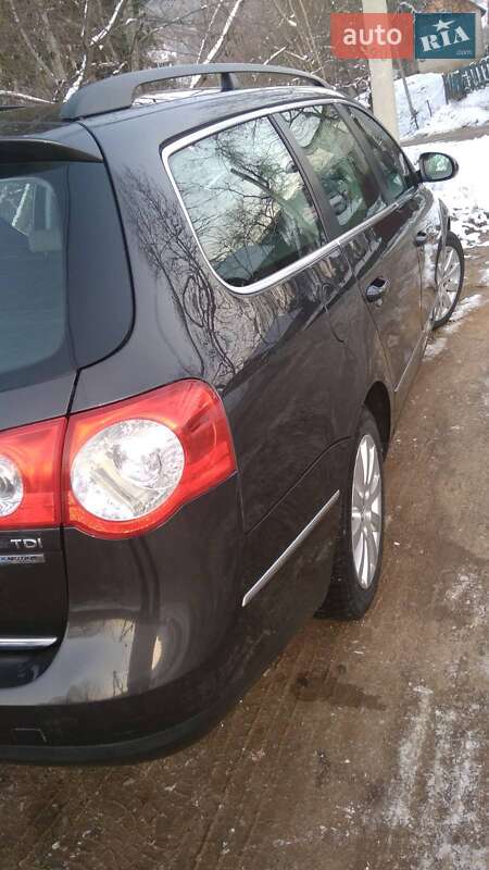 Універсал Volkswagen Passat 2010 в Іршаві