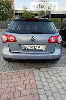 Универсал Volkswagen Passat 2010 в Львове