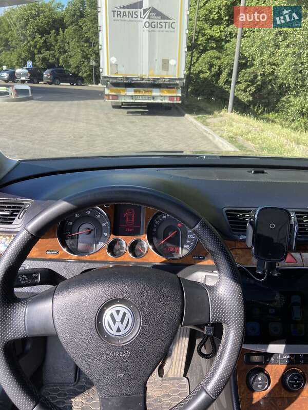 Седан Volkswagen Passat 2008 в Киеве