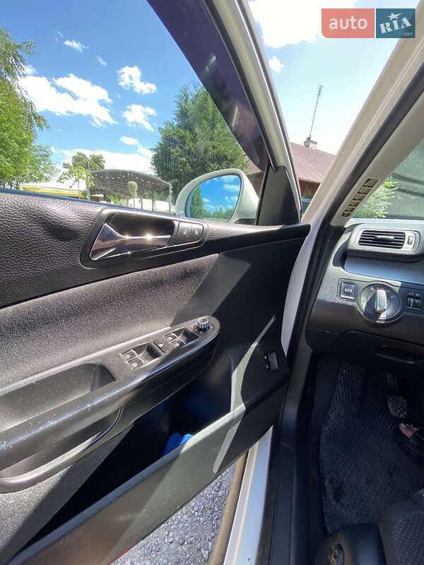 Седан Volkswagen Passat 2007 в Львове