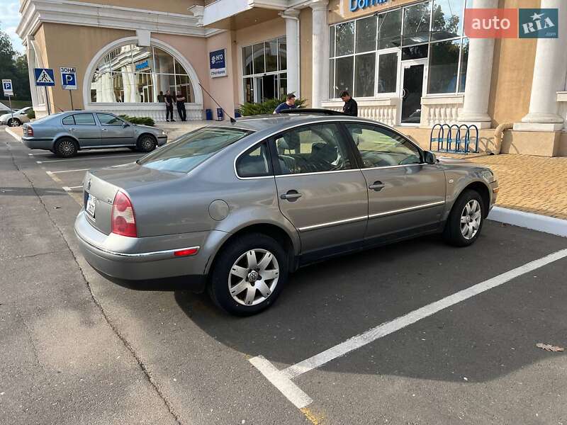 Седан Volkswagen Passat 2003 в Одессе фото 6 Седан Volkswagen Passat 2003 в Одессе