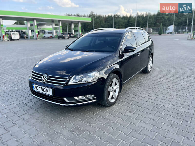 Универсал Volkswagen Passat 2011 в Днепре