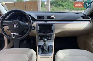 Универсал Volkswagen Passat 2011 в Локачах