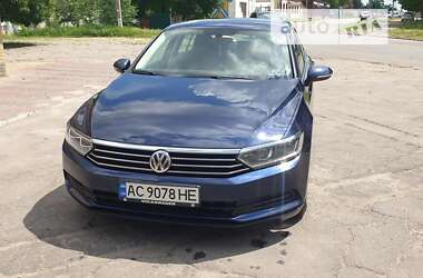 Седан Volkswagen Passat 2016 в Краматорську