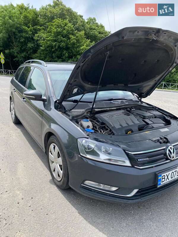 Універсал Volkswagen Passat 2014 в Києві