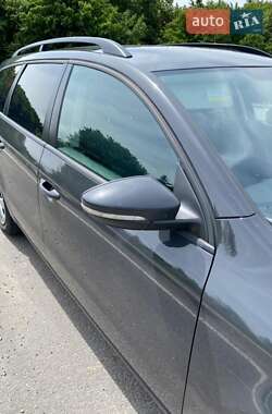 Универсал Volkswagen Passat 2014 в 