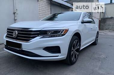 Седан Volkswagen Passat 2020 в Виннице