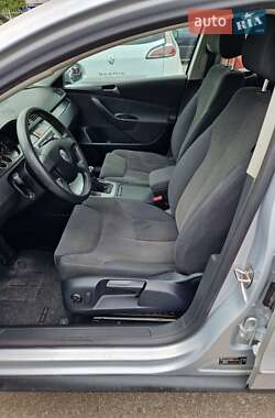 Седан Volkswagen Passat 2006 в 