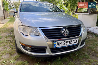 Универсал Volkswagen Passat 2010 в 