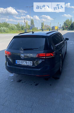 Универсал Volkswagen Passat 2015 в Ужгороде