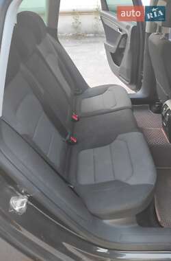 Универсал Volkswagen Passat 2013 в 