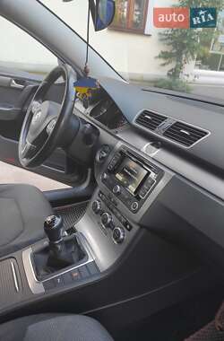 Универсал Volkswagen Passat 2013 в 