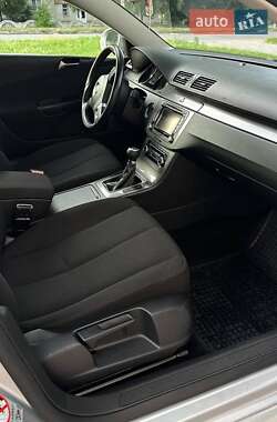 Универсал Volkswagen Passat 2010 в 