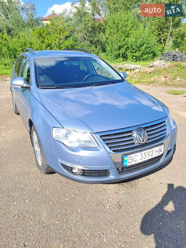 Универсал Volkswagen Passat 2010 в Самборе