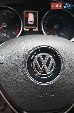 Универсал Volkswagen Passat 2015 в 