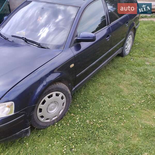 Універсал Volkswagen Passat 1998 в Тернополі