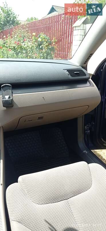 Универсал Volkswagen Passat 2005 в Киеве