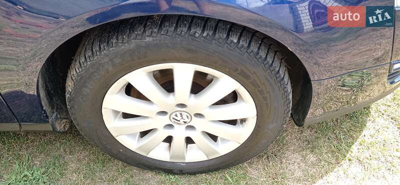 Универсал Volkswagen Passat 2005 в Киеве