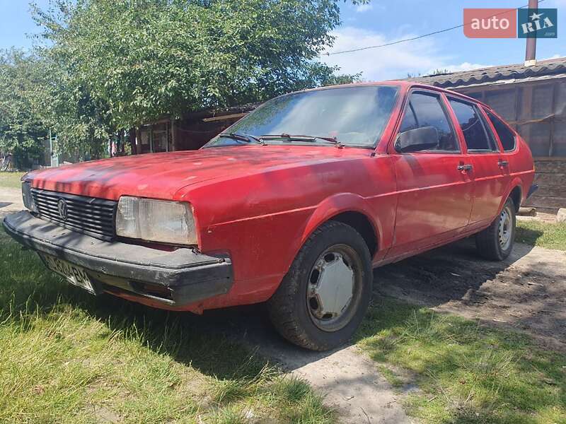 Хэтчбек Volkswagen Passat 1980 в Луцке фото 2 Хэтчбек Volkswagen Passat 1980 в Луцке