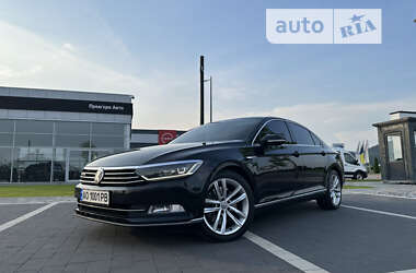 Седан Volkswagen Passat 2017 в Мукачевому