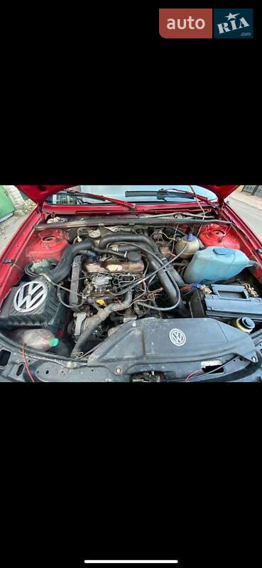 Универсал Volkswagen Passat 1991 в Одессе