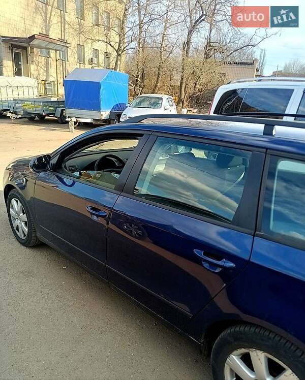 Универсал Volkswagen Passat 2005 в Кропивницком фото 2 Универсал Volkswagen Passat 2005 в Кропивницком