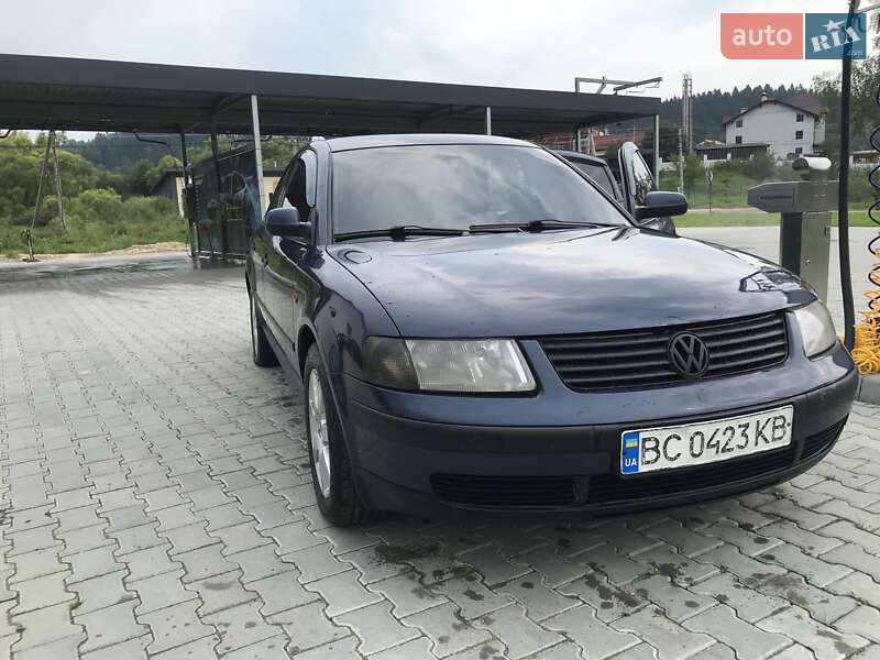 Седан Volkswagen Passat 1998 в Трускавці