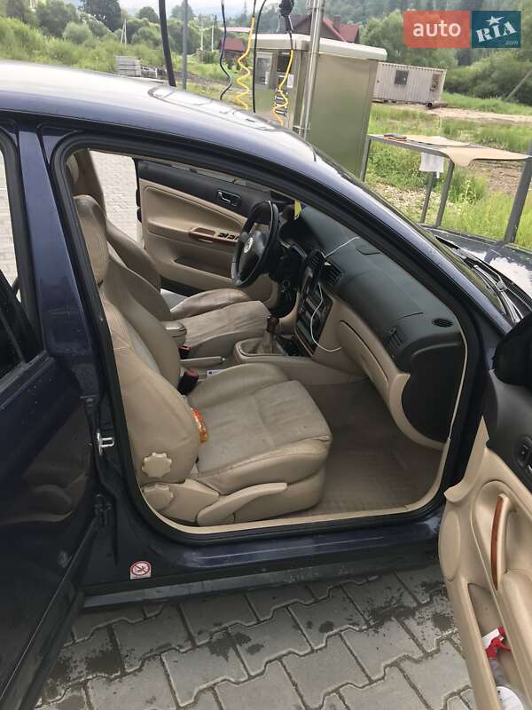 Седан Volkswagen Passat 1998 в Трускавці