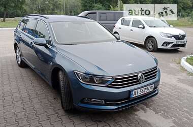 Універсал Volkswagen Passat 2015 в Києві