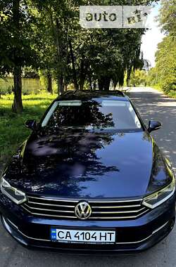Універсал Volkswagen Passat 2016 в Золотоноші