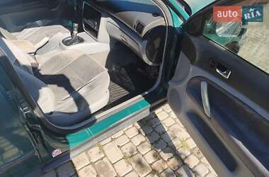 Седан Volkswagen Passat 1999 в Каменец-Подольском