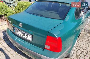 Седан Volkswagen Passat 1999 в Каменец-Подольском