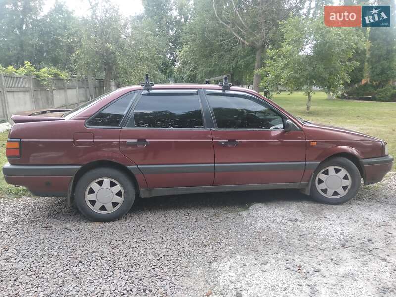 Седан Volkswagen Passat 1993 в Чернігові фото 8 Седан Volkswagen Passat 1993 в Чернігові