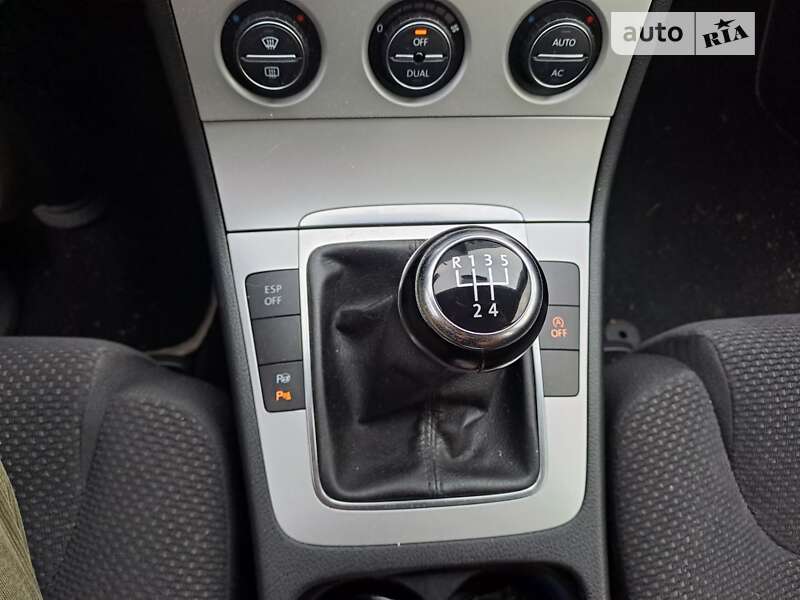 Універсал Volkswagen Passat 2010 в Знам'янці