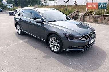 Универсал Volkswagen Passat 2015 в 