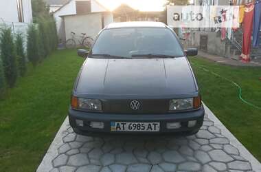 Седан Volkswagen Passat 1991 в Тлумаче