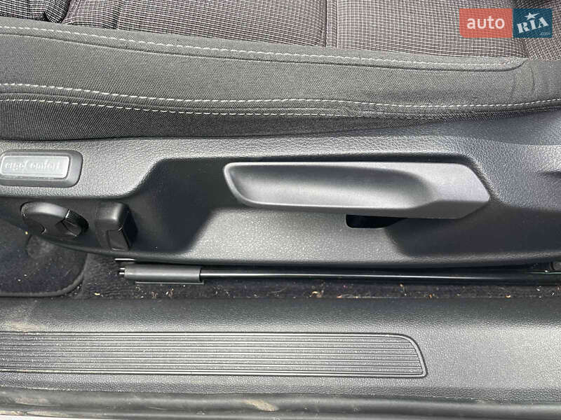 Универсал Volkswagen Passat 2017 в Луцке