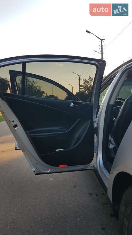 Седан Volkswagen Passat 2007 в Бахмаче