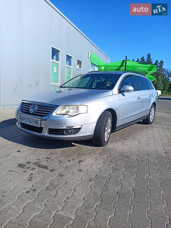 Универсал Volkswagen Passat 2005 в Житомире фото 2 Универсал Volkswagen Passat 2005 в Житомире