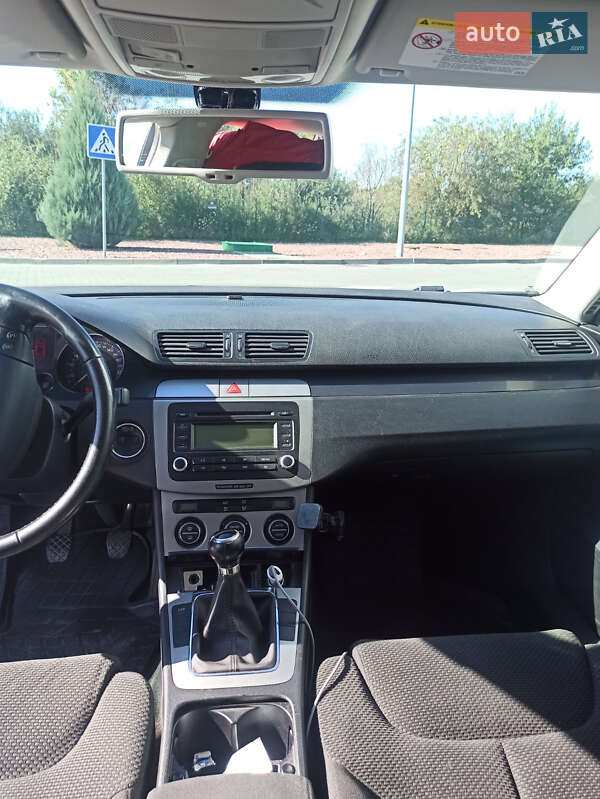 Универсал Volkswagen Passat 2005 в Житомире фото 7 Универсал Volkswagen Passat 2005 в Житомире