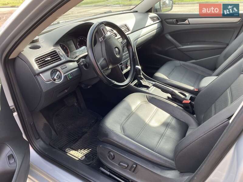 Седан Volkswagen Passat 2014 в Запорожье