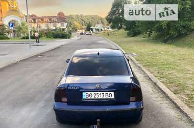 Седан Volkswagen Passat 1999 в Галичі