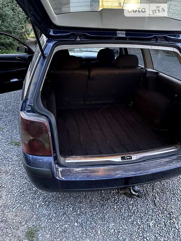 Универсал Volkswagen Passat 2001 в Шепетовке