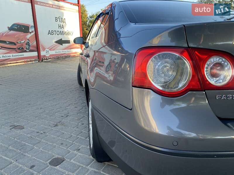 Седан Volkswagen Passat 2007 в Крижополі