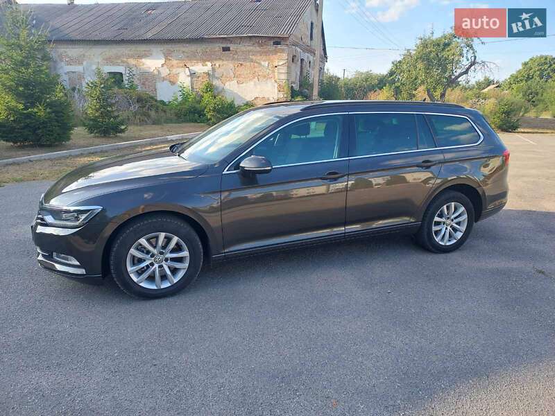 Універсал Volkswagen Passat 2018 в Кропивницькому