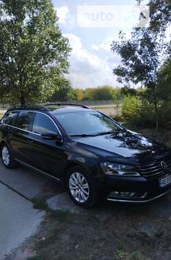 Універсал Volkswagen Passat 2014 в Павлограді