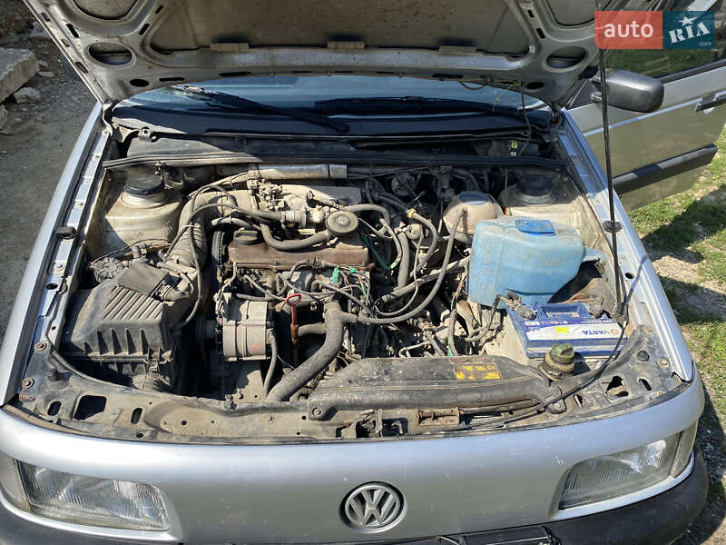 Volkswagen Passat 1990