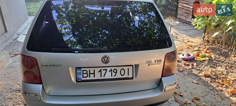 Универсал Volkswagen Passat 2003 в Одессе